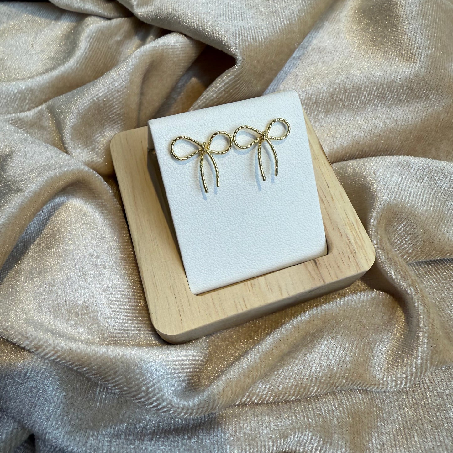 Bow 18k Gold Plated Stud