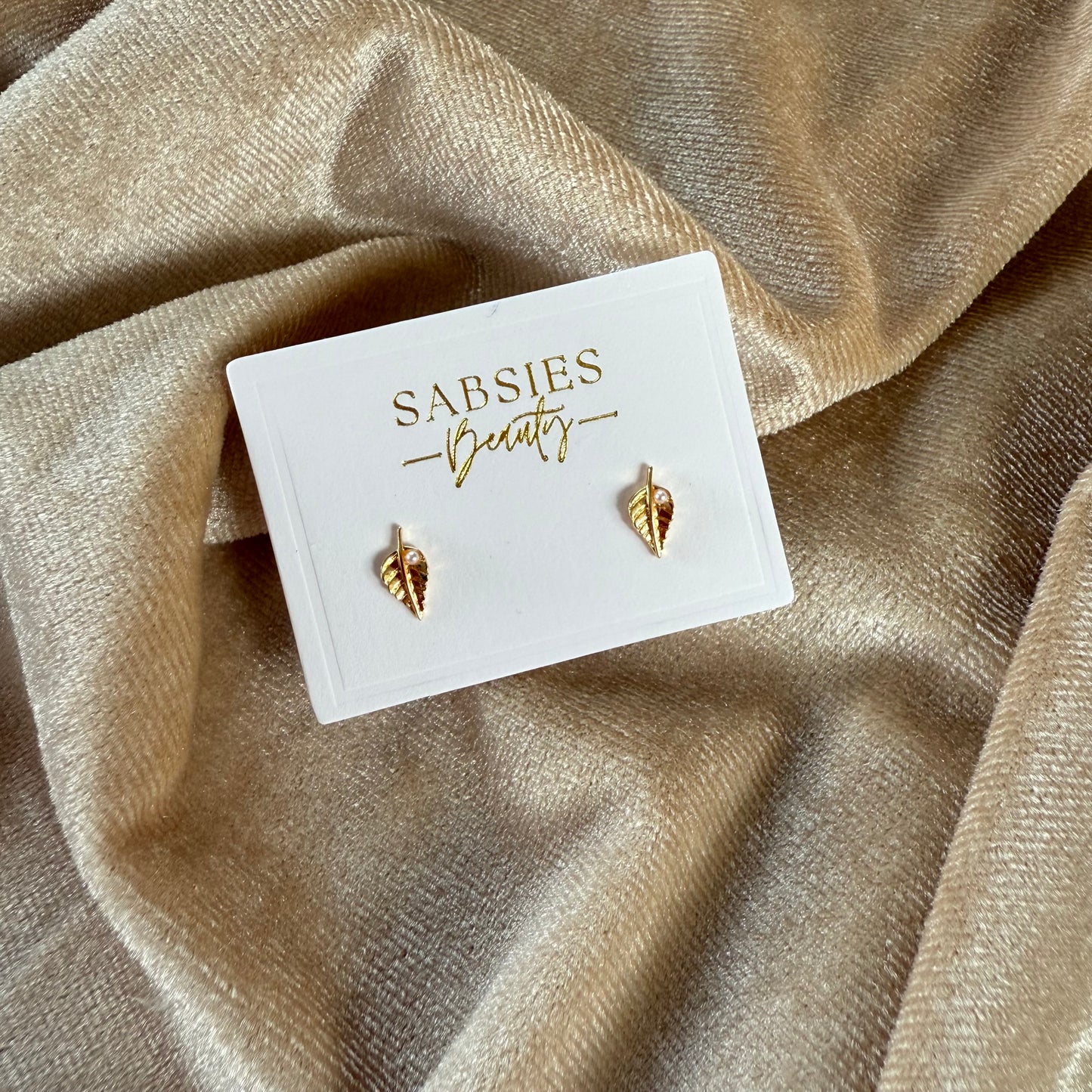 Flower with Pearl 18k Gold Plated Stud