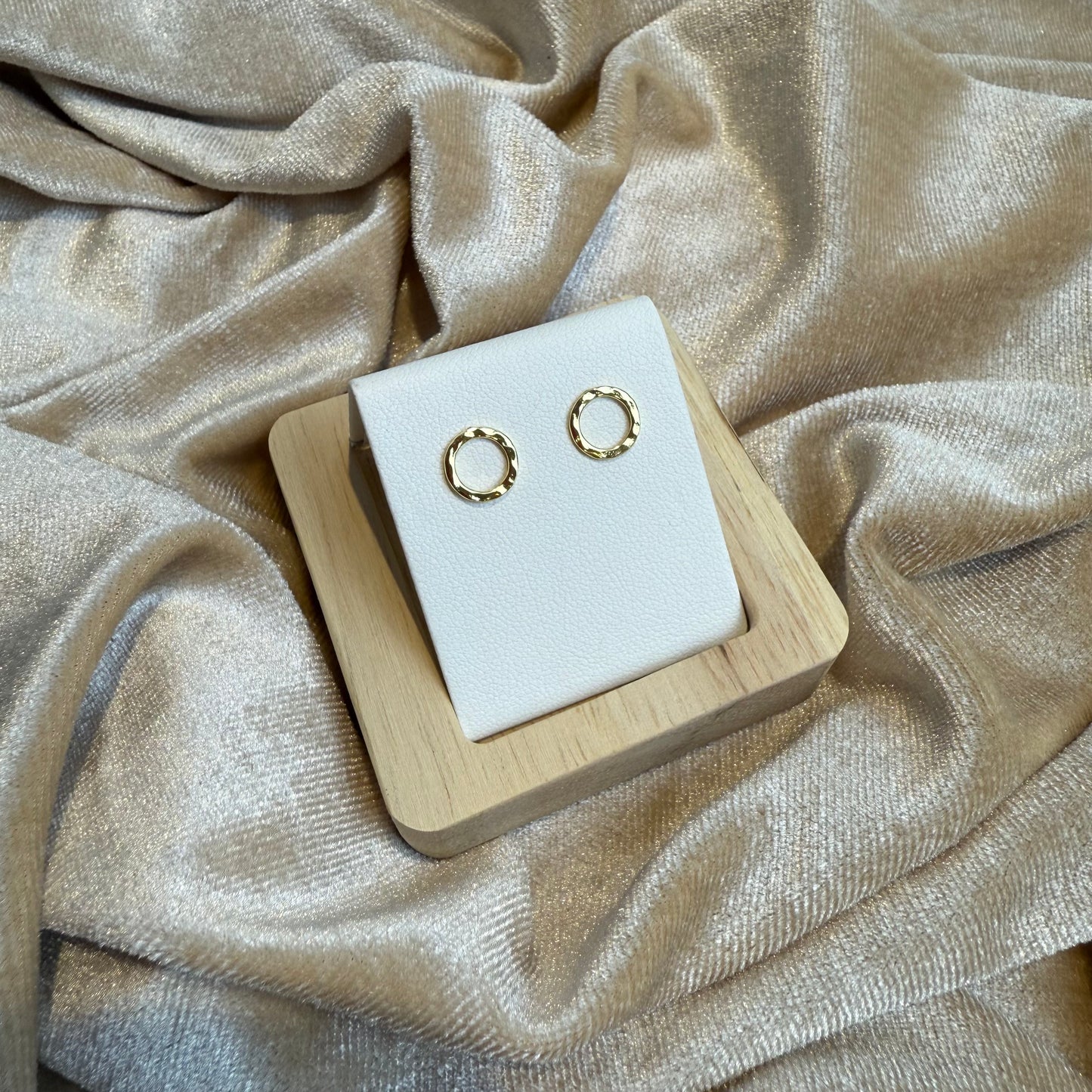 Hammered Circle 18k Gold Plated Stud
