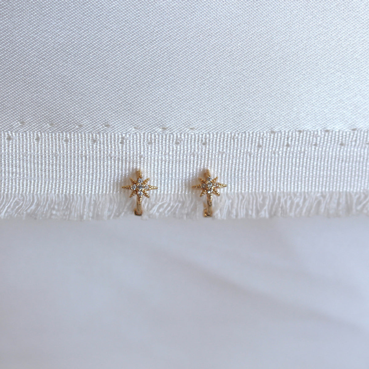 Extra Small Star Huggie 18k Gold Plated