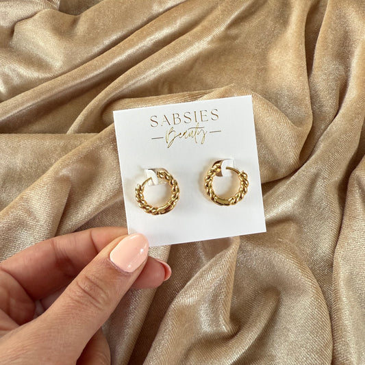 Twisty Huggie 18k Gold Plated