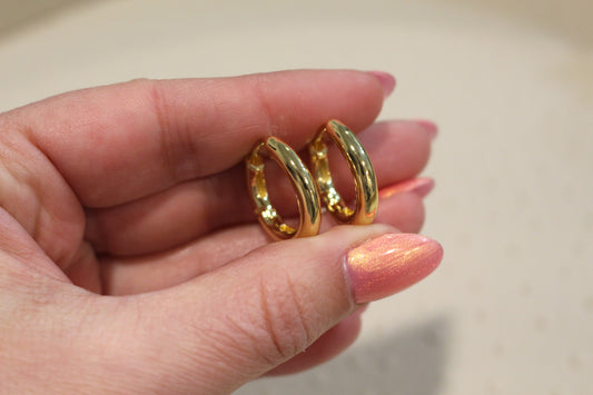 Large Chunky 18k Gold Plated Huggie