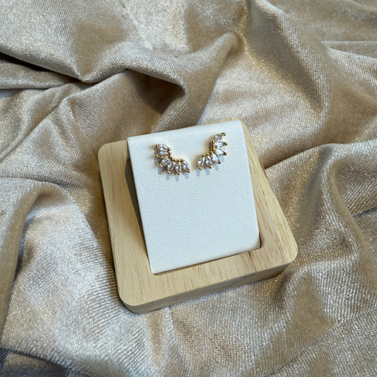 Ornate Fan Crystal 18m Gold Plated Stud
