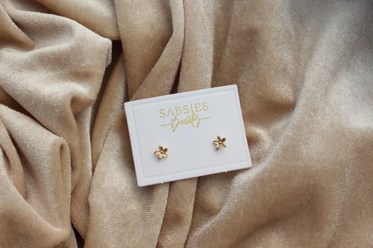 Dainty Flower Stud 18k Gold Plated